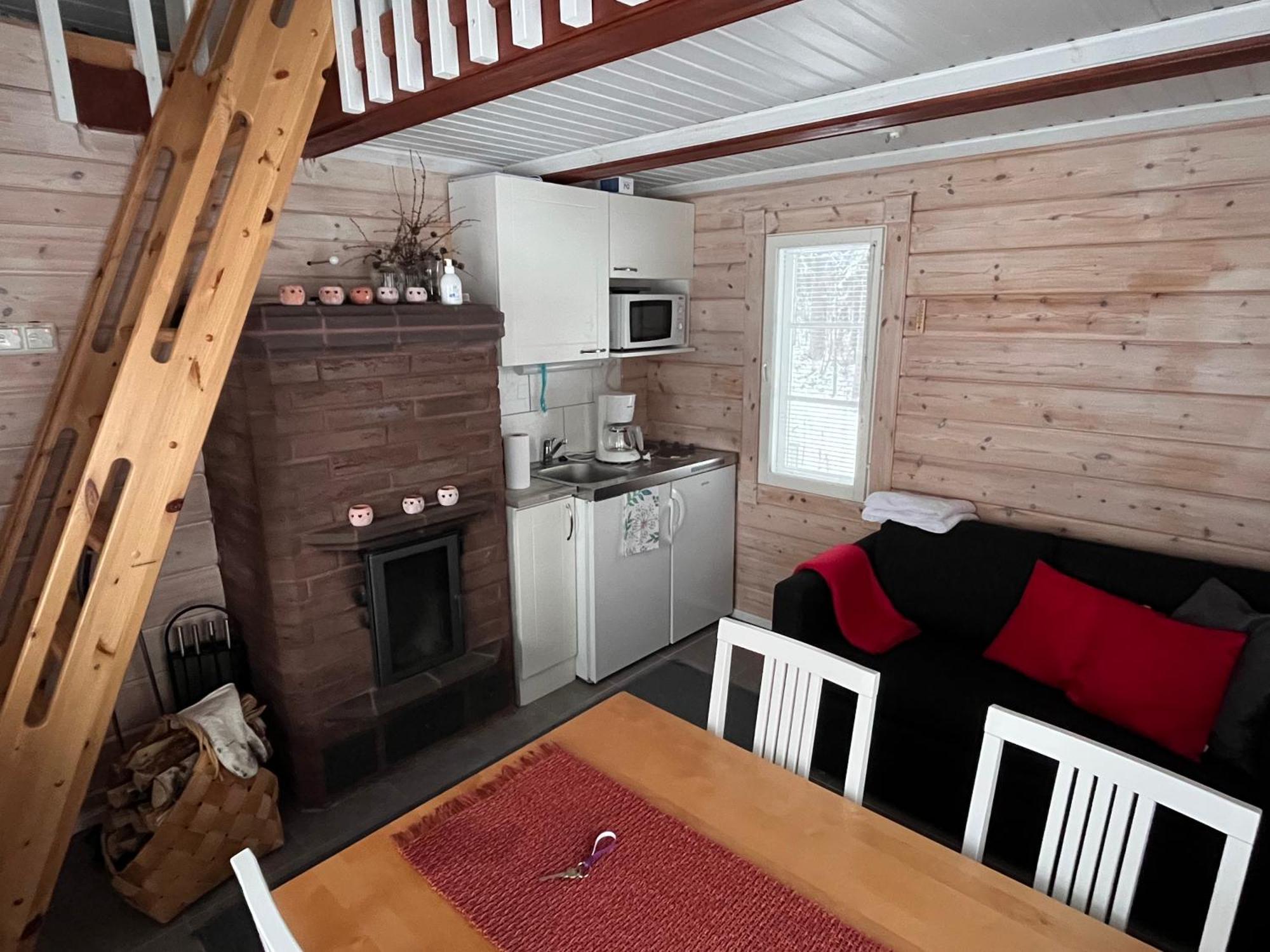 Kenttaeniemi Cottages Sonka Habitación foto